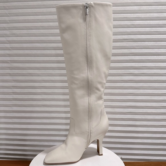 🌸VINCE CAMUTO🌸 Kalinder Knee High  Boot Size: 5.5 - Picture 3 of 15